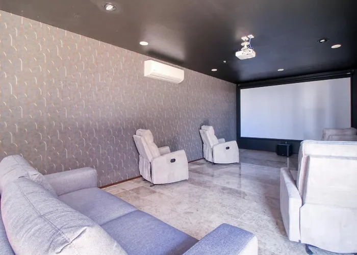 Hotel Menesse #022
